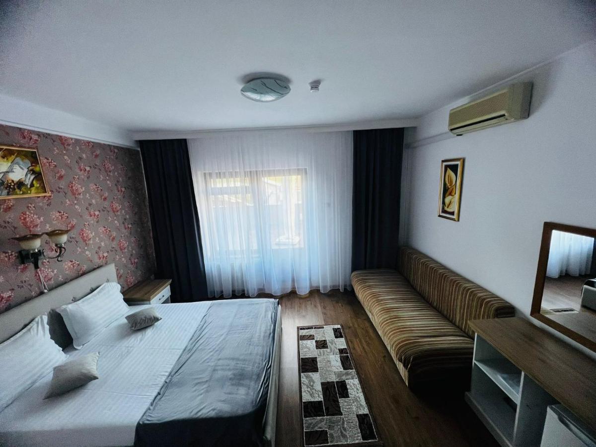 Hotel Suprem Băile Olăneşti Kültér fotó